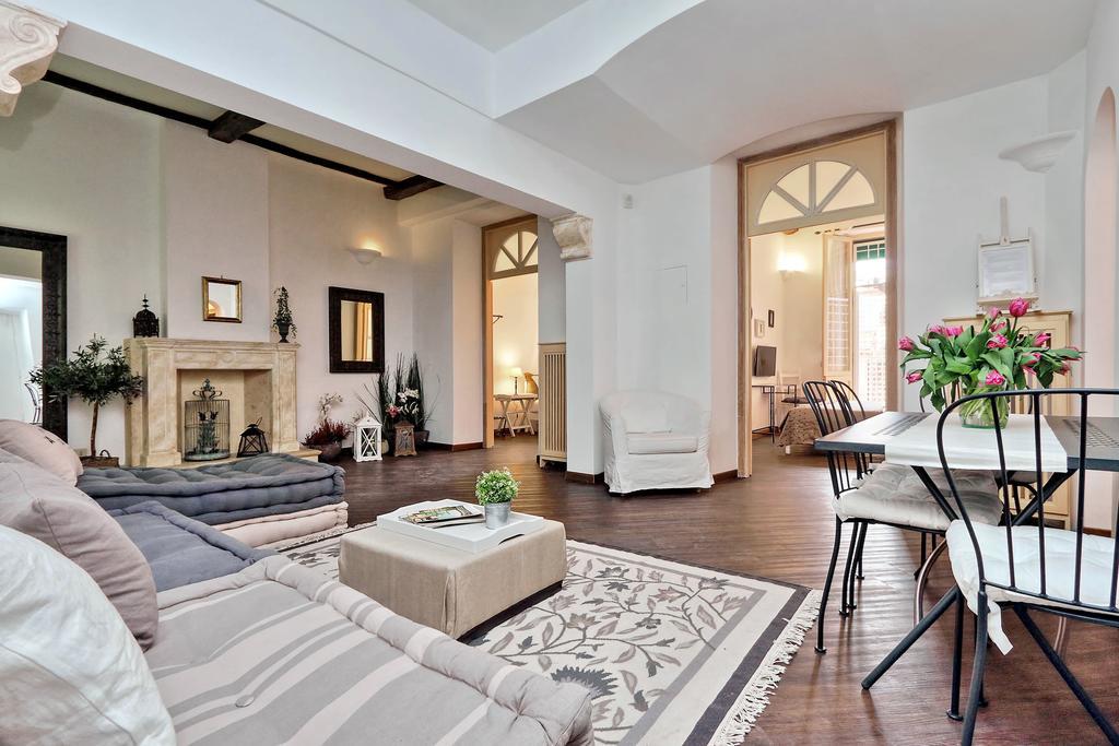 Corso Charme - My Extra Home Rome Extérieur photo